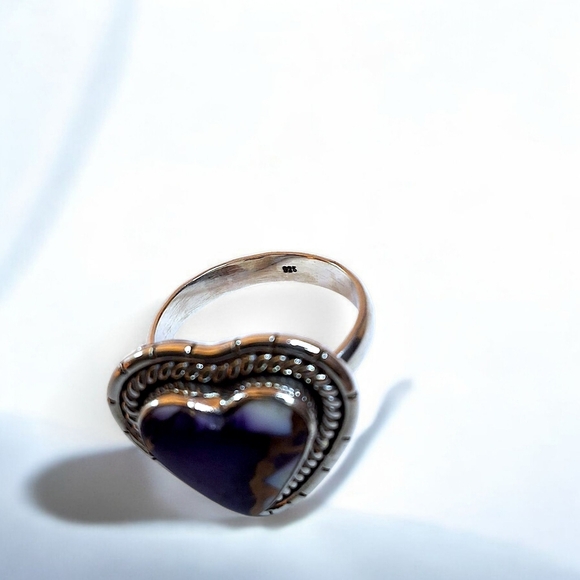 Sterling Silver Heart-Shaped Purple Mojave Turquoise Ring (Size 8) - Picture 5 of 14